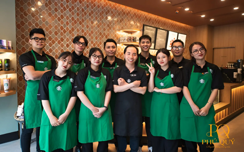 Dong-phuc-giup-Starbuck-gia-tang-nhan-thuc-va-hinh-anh-thuong-hieu