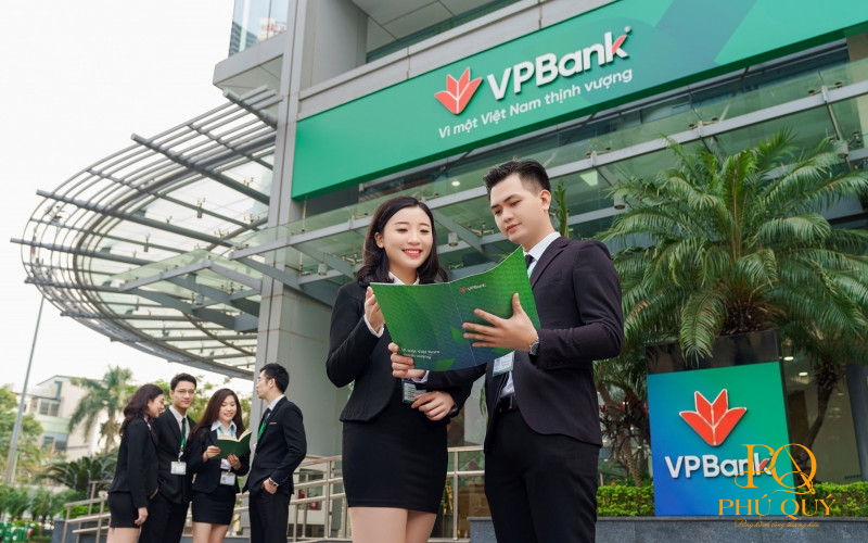 VPBank-co-nhung-quy-dinh-rieng-biet-ve-van-de-dong-phuc-cua-nhan-vien