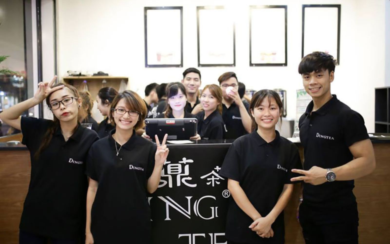 đồng phục nhân viên trà sữa