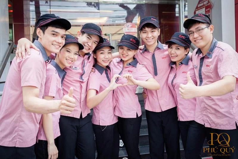 ao-so-mi-dong-phuc-kfc