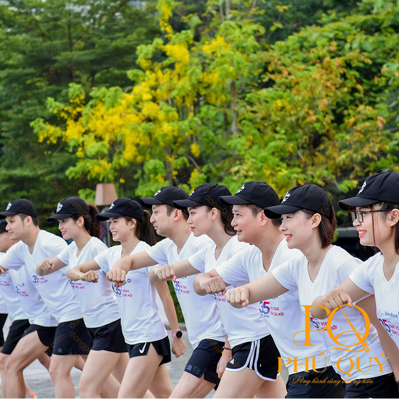 Áo thun đồng phục thể thao