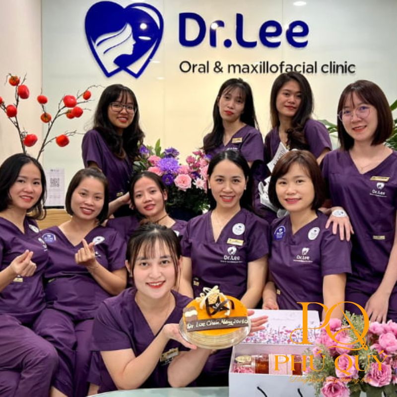 đồng phục nha khoa dr lee
