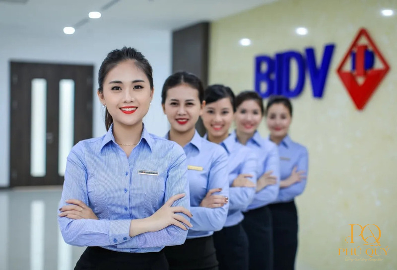 dong-phuc-nhan-vien-ngan-hang-6