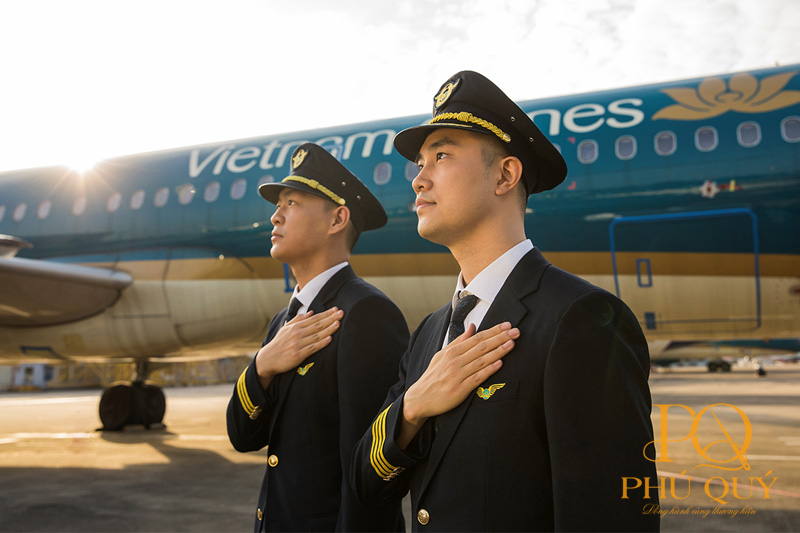 dong-phuc-vietnam-airlines-h10