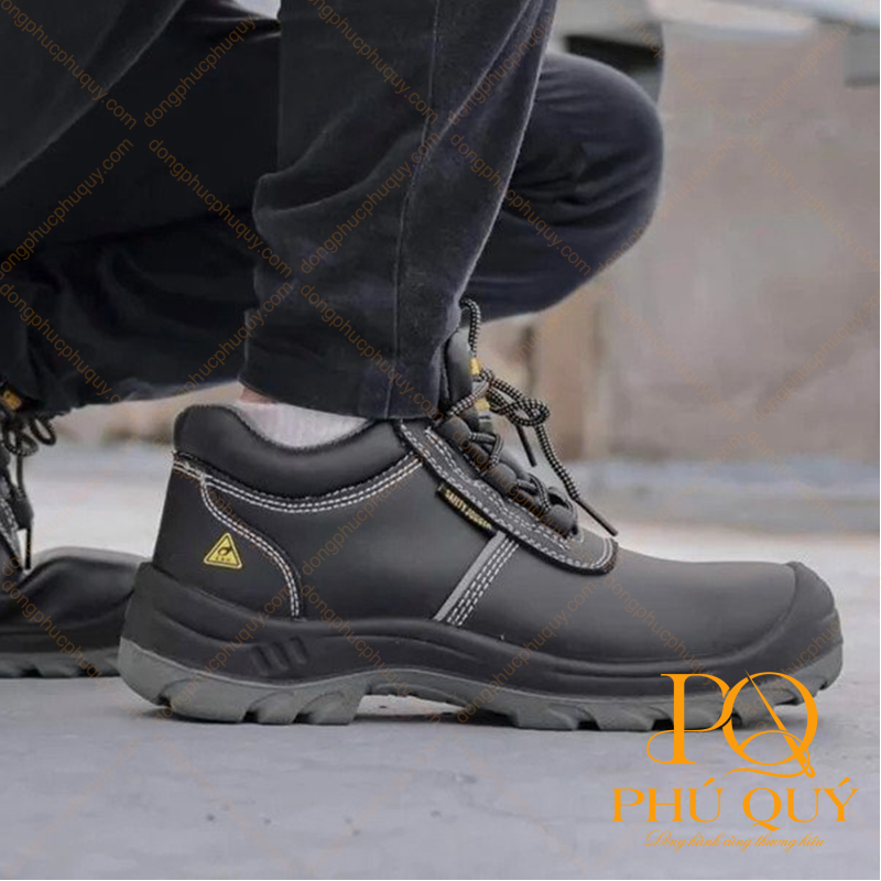 Giày bảo hộ Jogger Aura S3