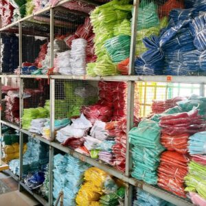 Đồng phục may sẵn
