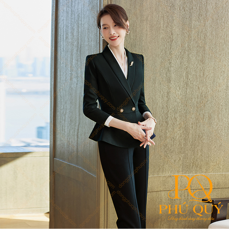Đồng phục đen công sở nữ