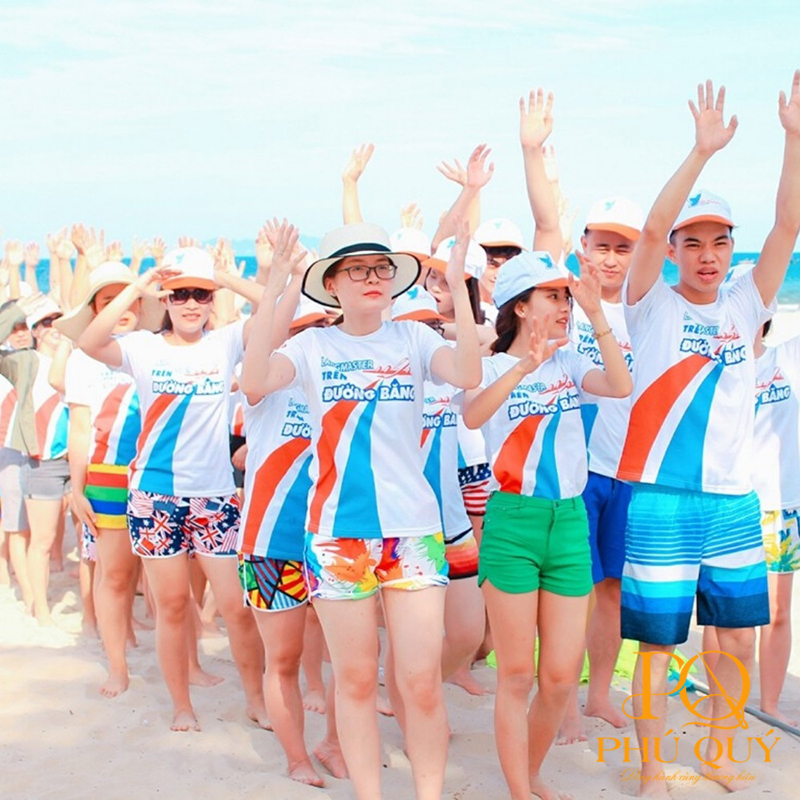 Mẫu áo team building biển