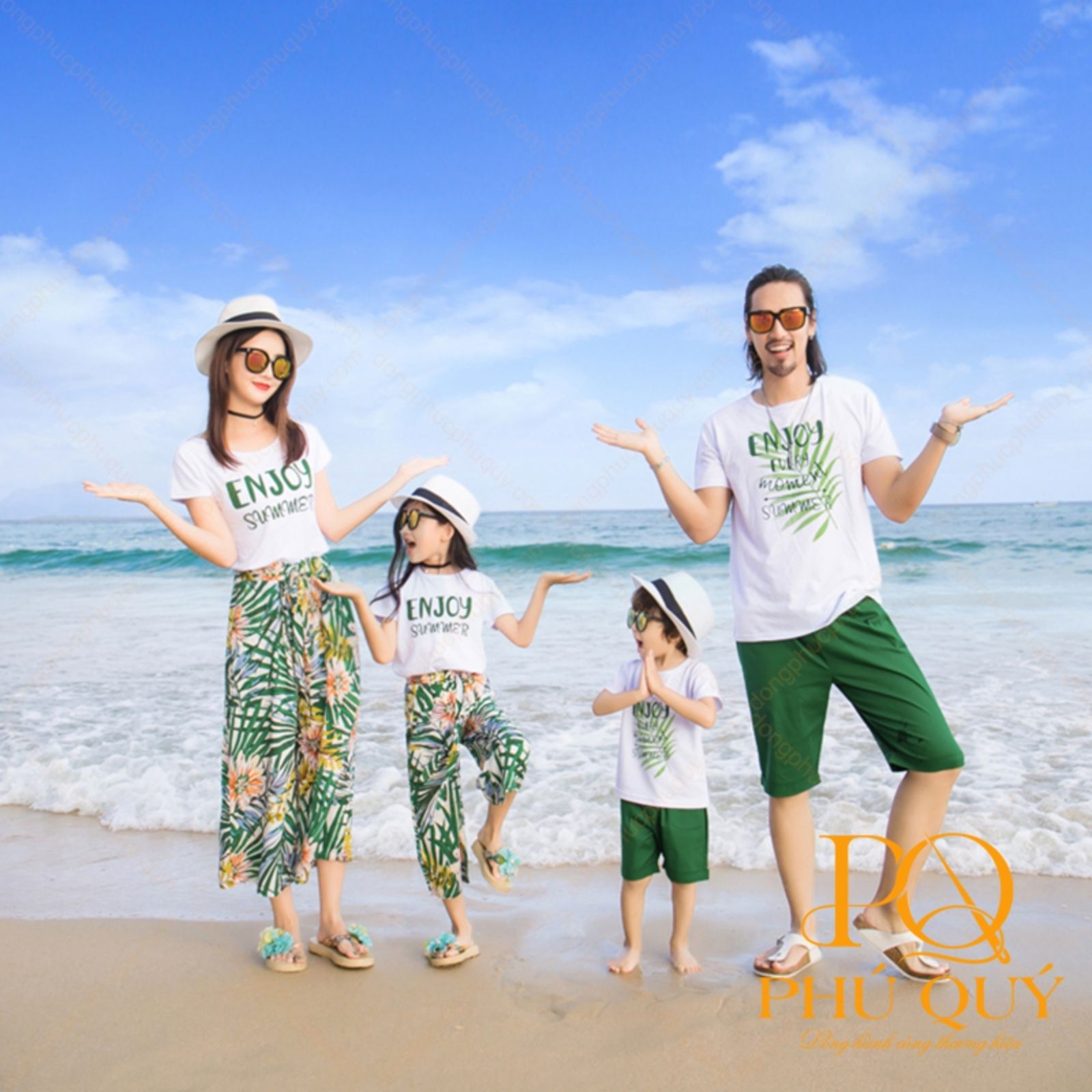 BBộ đồng phục họa tiết nhiệt đới độc đáo BBộ đồng phục họa tiết nhiệt đới độc đáo