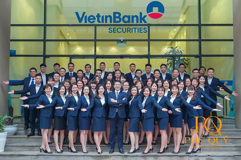 Lợi ích của việc mặc áo đồng phục vest công sở văn phòng