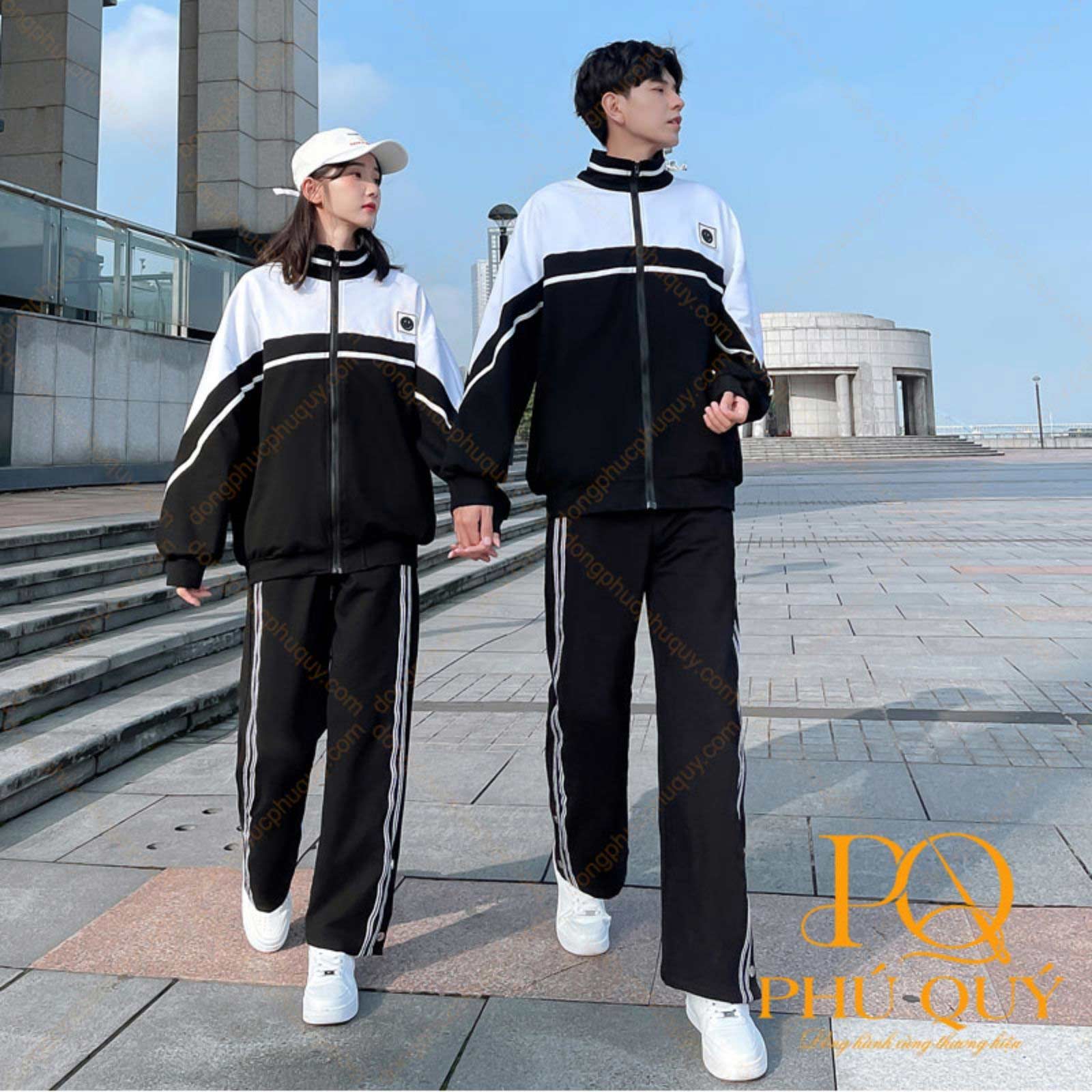 Mẫu đồng phục thể dục cổ trụ tay ngắn phối quần dài, gọn gàng và hiện đại