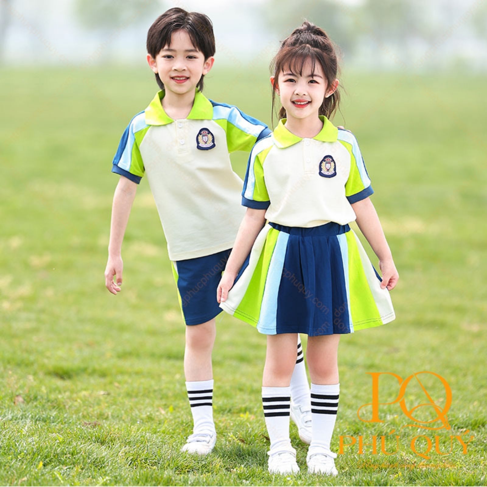 Váy đồng phục mầm non màu xanh