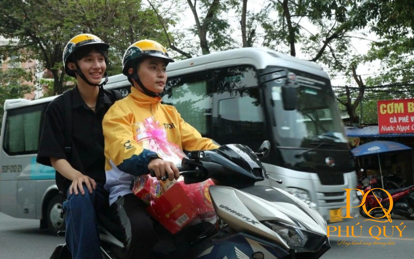 Mẫu đồng phục xe ôm công nghệ Tada chở khách Mẫu đồng phục xe ôm công nghệ Tada chở khách