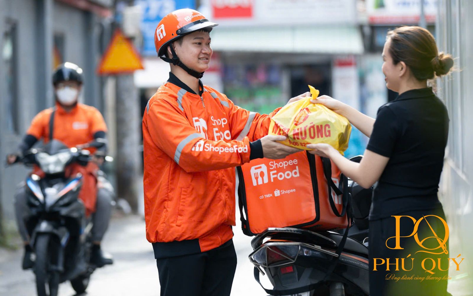 Mẫu đồng phục Shopee Food tài xế giao đồ ăn Mẫu đồng phục Shopee Food tài xế giao đồ ăn