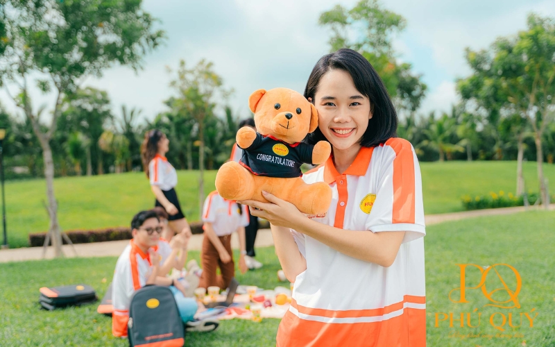 Áo polo đồng phục Đại học Ngoại ngữ – Tin học TPHCM