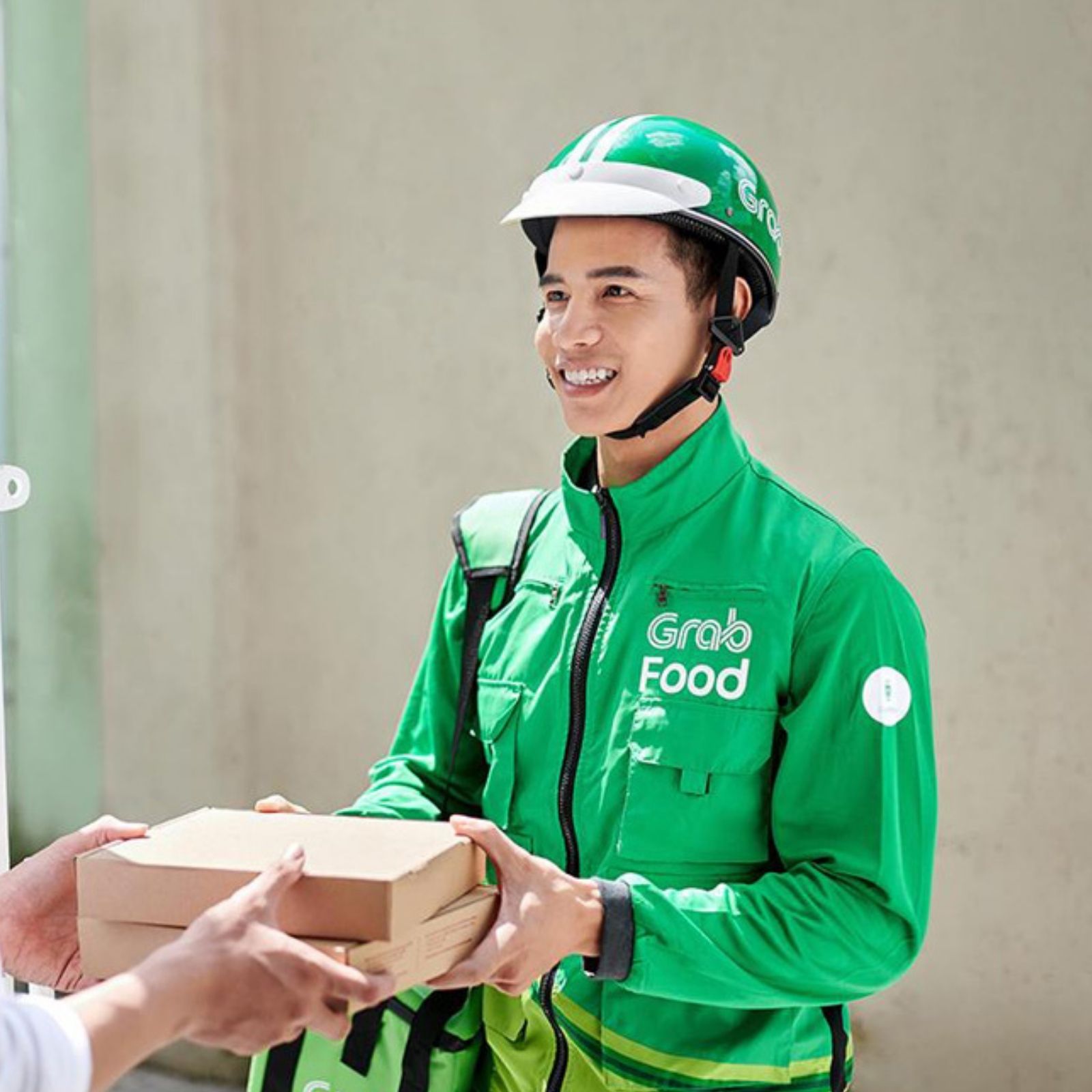 Đặc điểm trang phục tài xế Đặc điểm trang phục tài xế