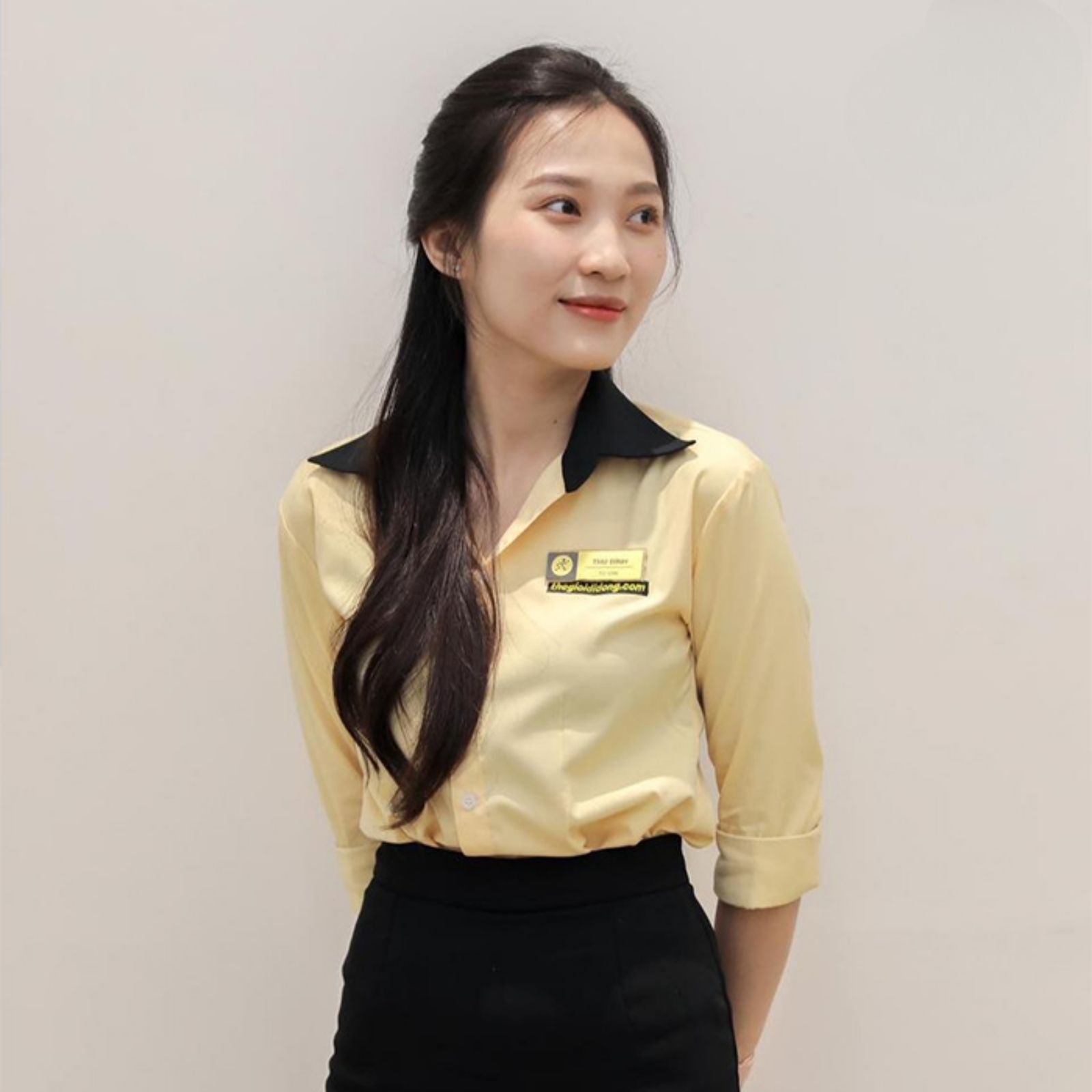 Hình in logo trên áo