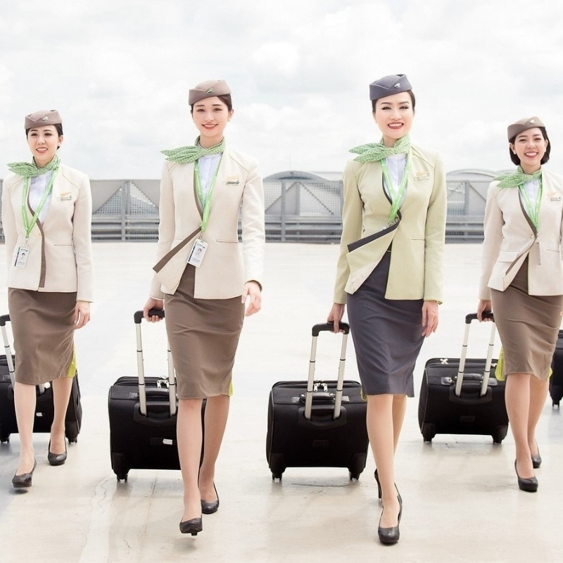 Điểm nhấn bộ trang phục tiếp viên Điểm nhấn bộ trang phục tiếp viên
