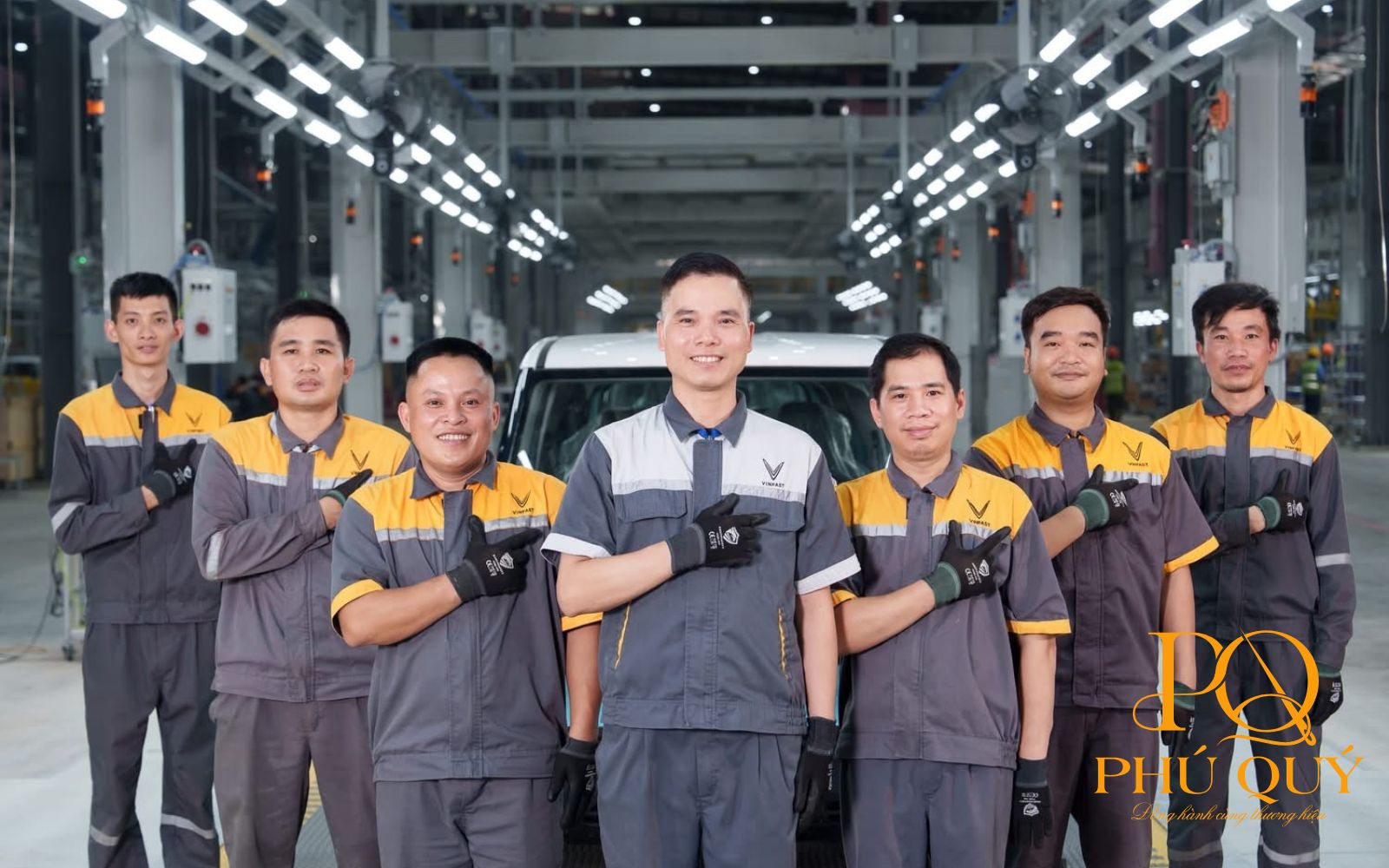 Áo bảo hộ đồng phục vinfast Áo bảo hộ đồng phục vinfast