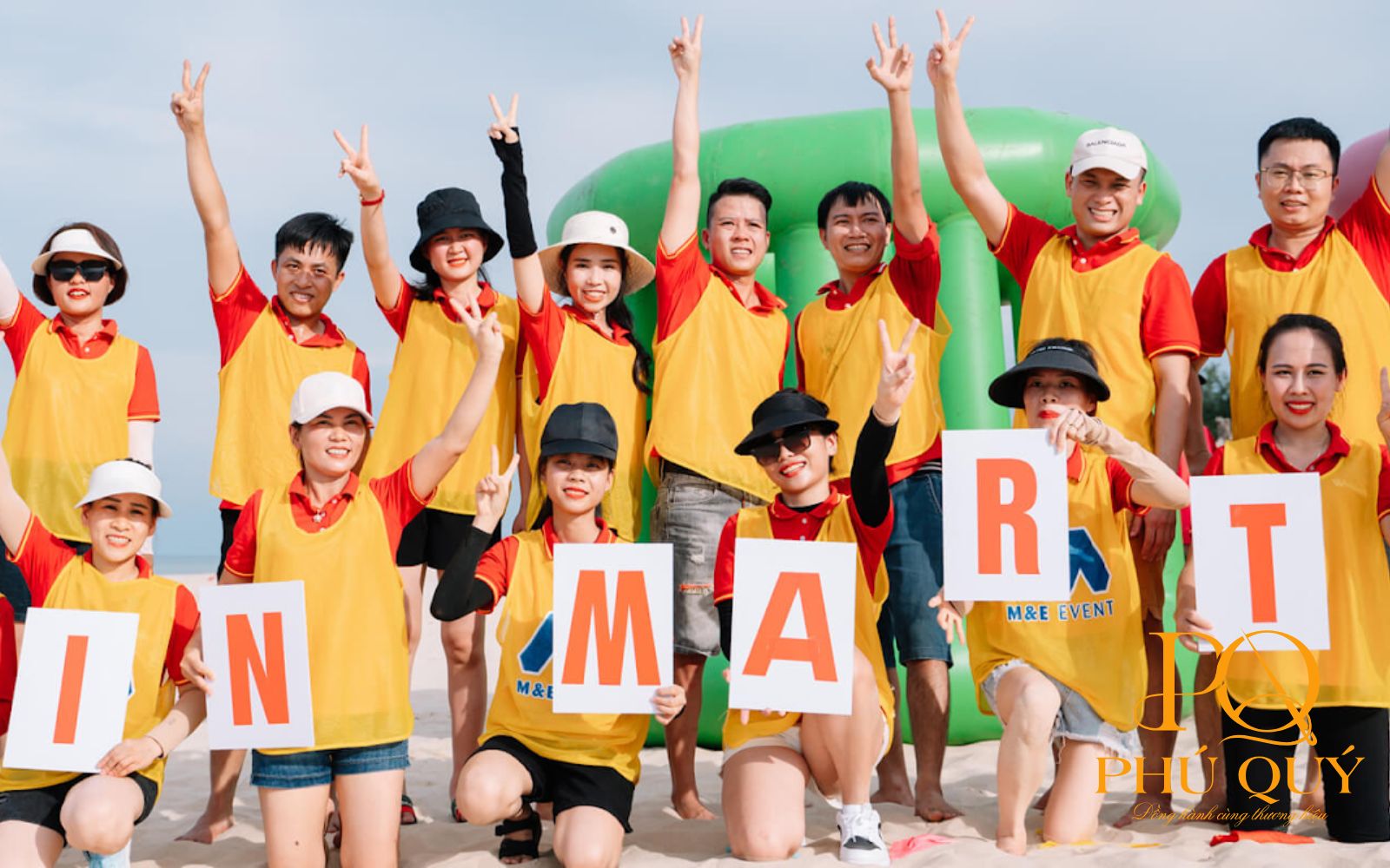 Đồng phục WinMart teambuiding