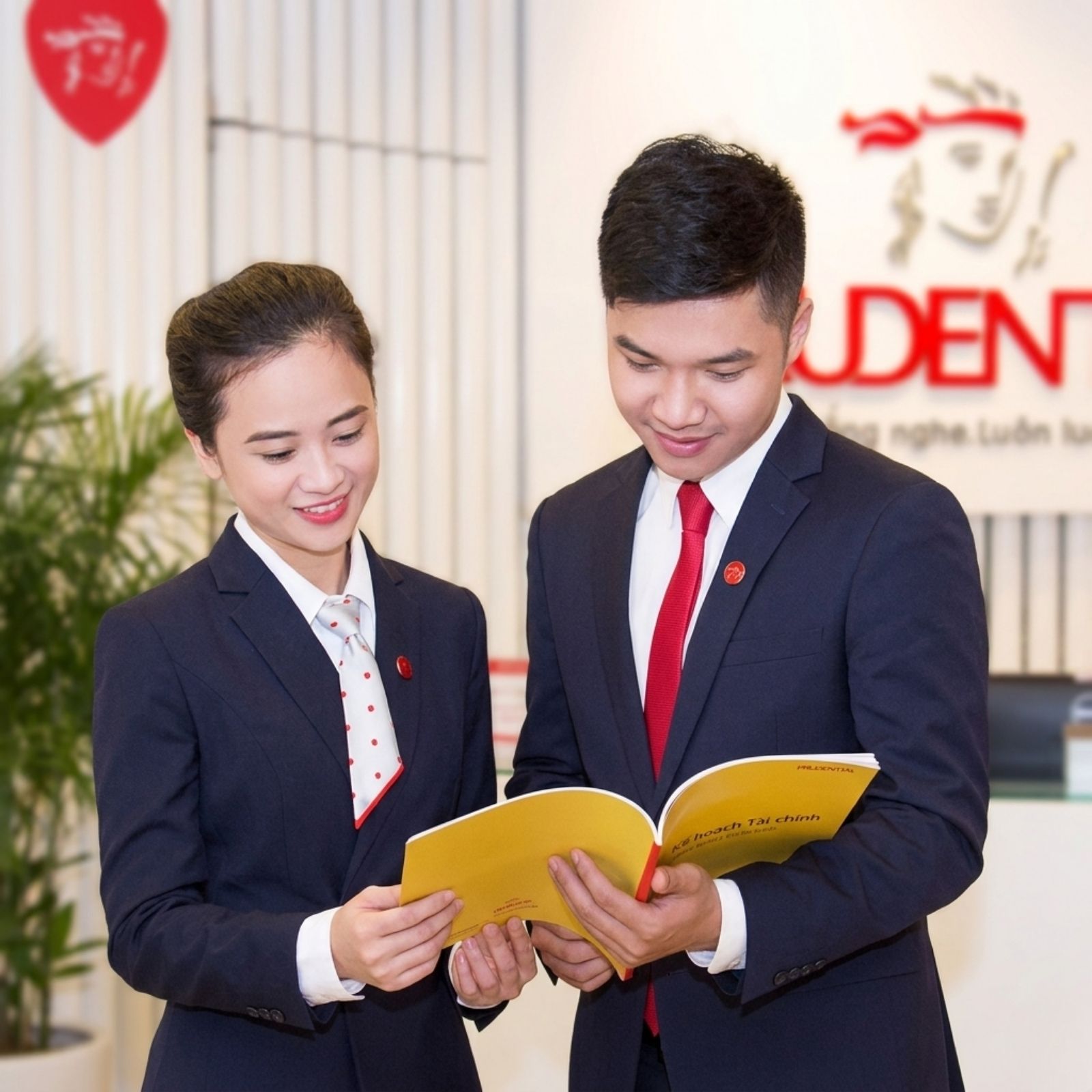 Vest đồng phục Prudential
