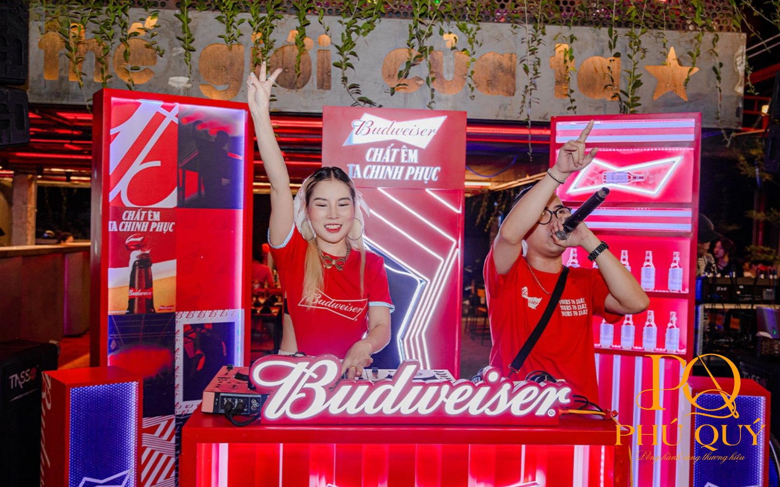 Trang phục đa dạng kiểu dáng