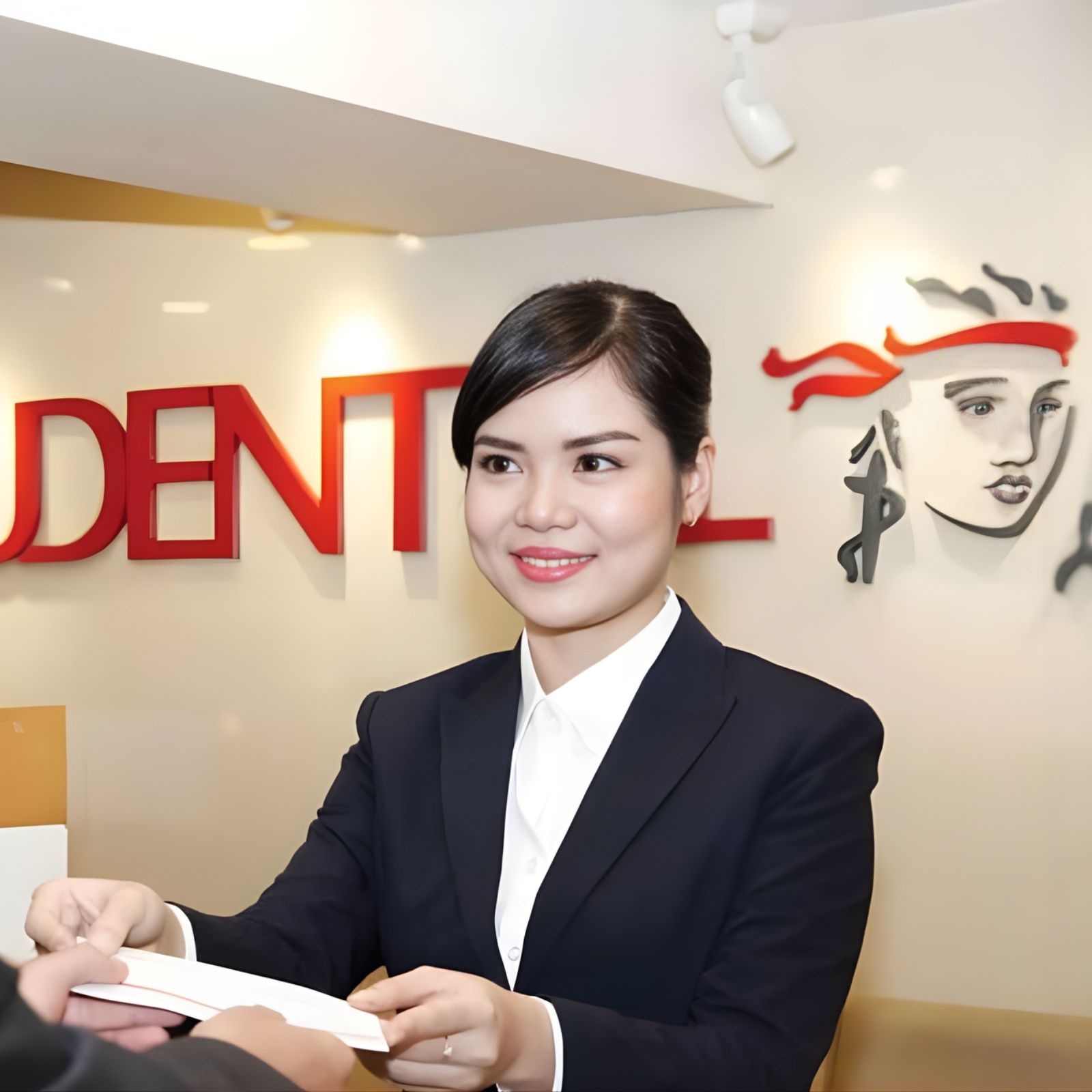 Thiết kế áo sơ mi phối vest
