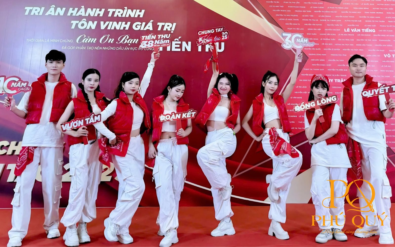 Mẫu áo khoác trẻ trung