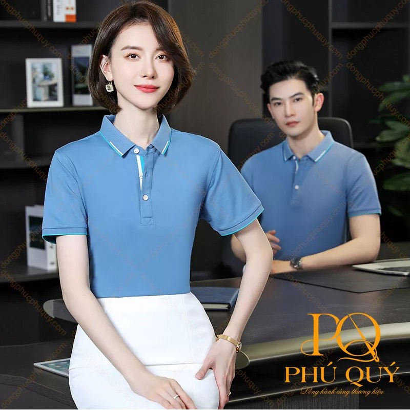 Nhân viên văn phòng mặc polo xanh dương nhạt